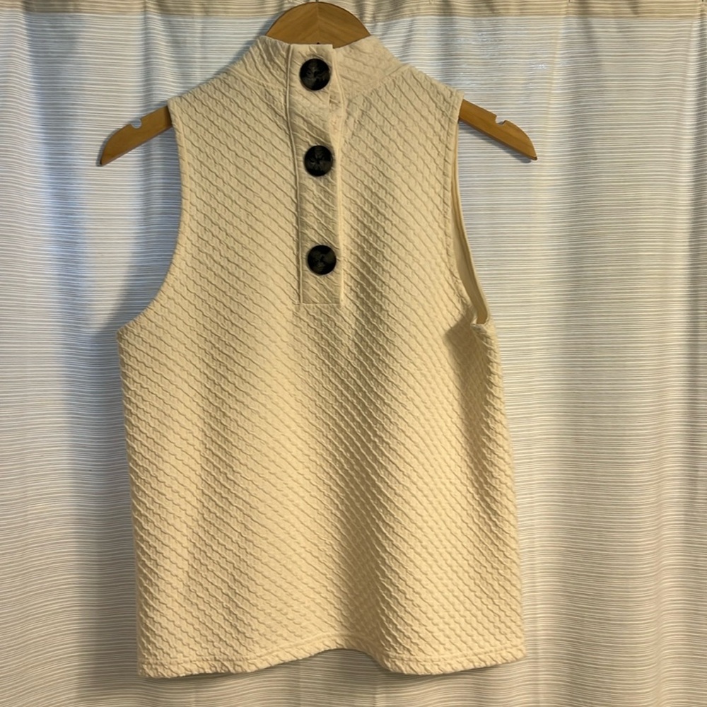 Anthropologie Eri + Ali mock Neck Tank with buttons on back